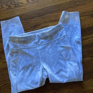 Lululemon cropped paisley pattern leggings